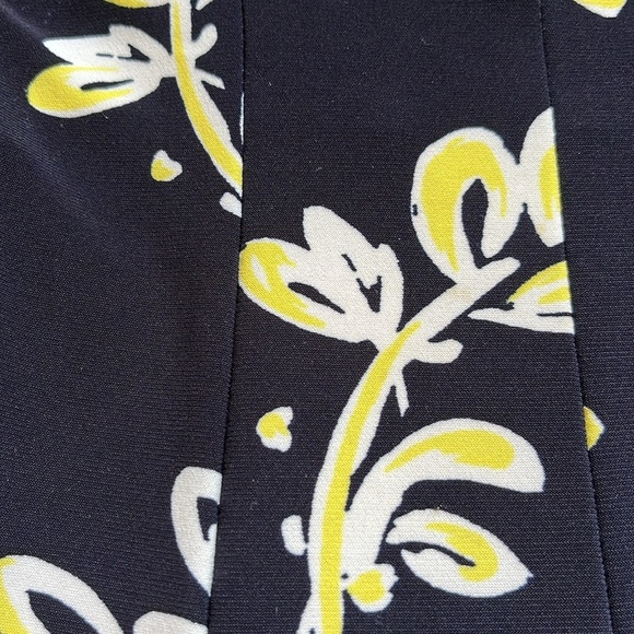 LAUREN Ralph Lauren Floral Print Fit & Flare Dress Navy Yellow Size 0 Petite - Picture 5 of 10